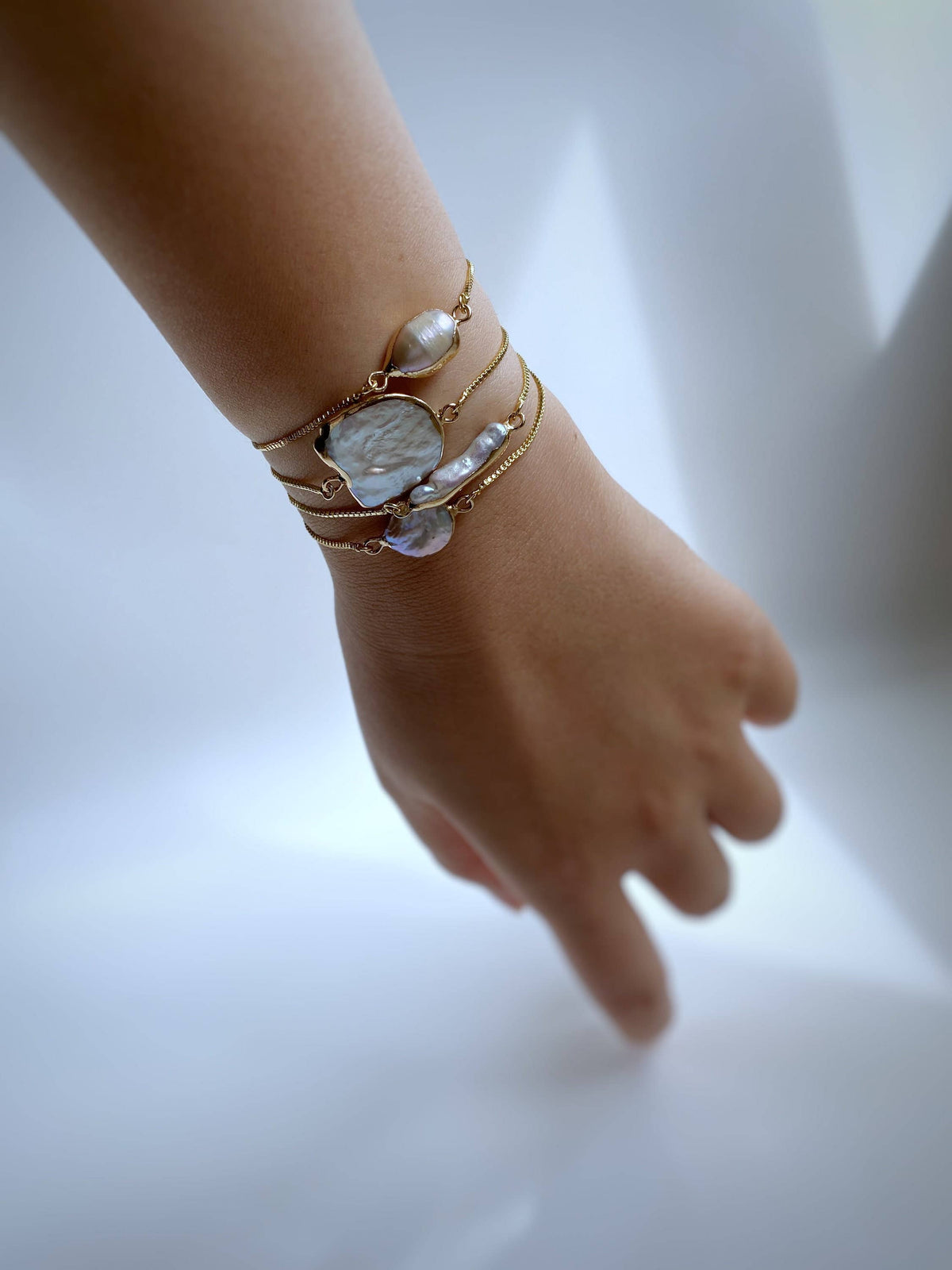 Gold Dipped Freshwater Baroque Pearl Bracelet (1B01a)